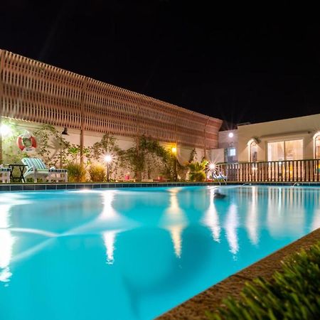 B-Lbait Yanbu Villa Garden ภายนอก รูปภาพ