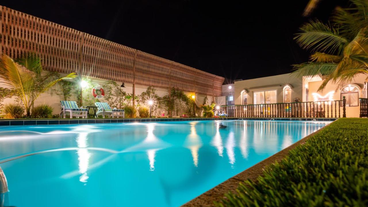B-Lbait Yanbu Villa Garden ภายนอก รูปภาพ