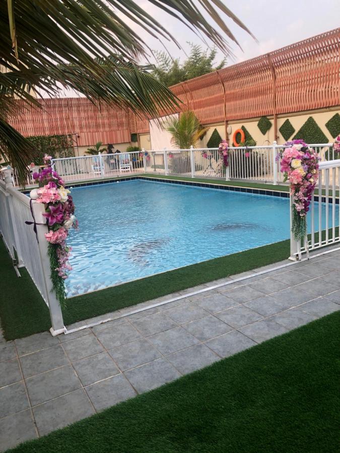 B-Lbait Yanbu Villa Garden ภายนอก รูปภาพ